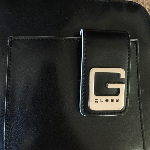 Guess Purse - Picture 4 of 6